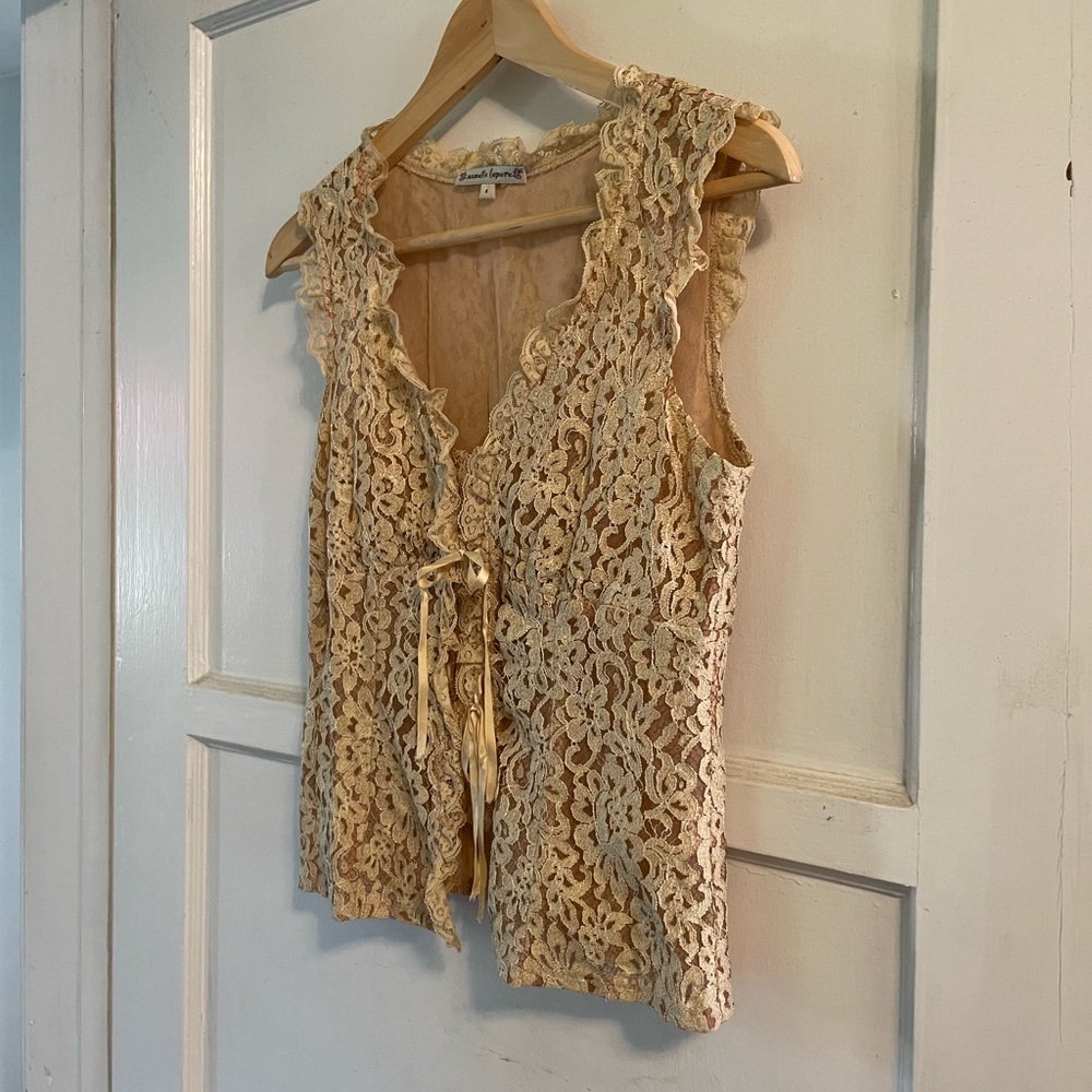 Nanette lepore lace top, excellent condition! Circa 2003
